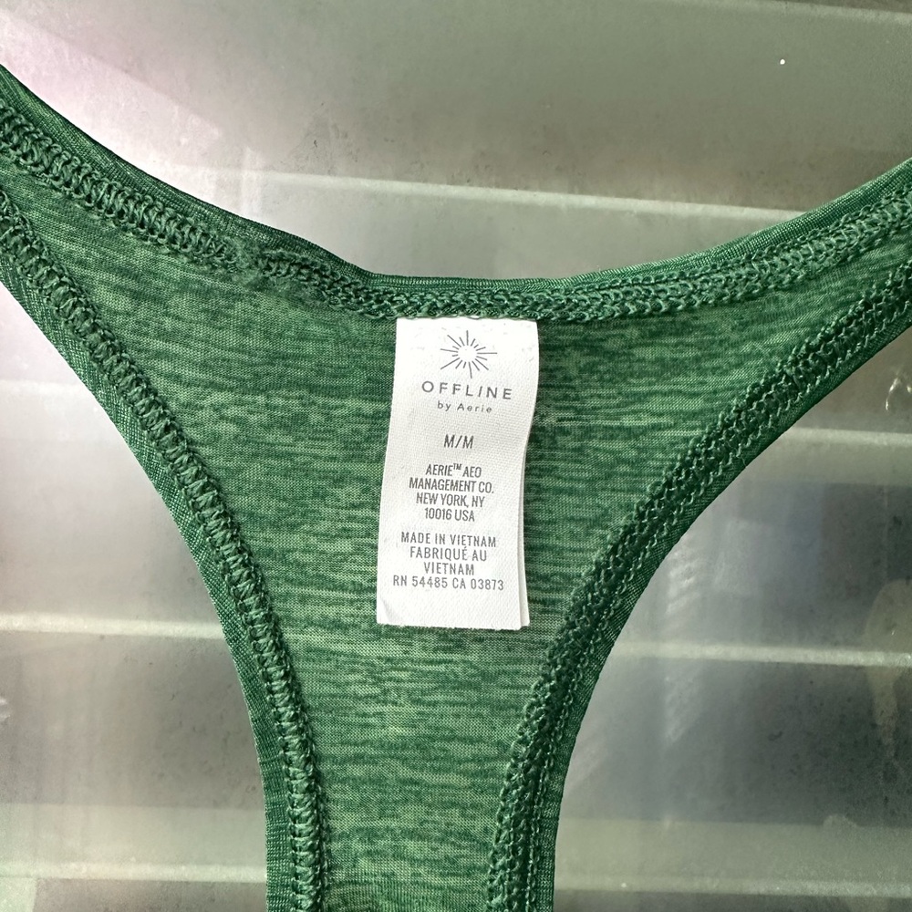 🔥OFFLINE by aerie Racerback Tanktop Heathered Green Medium - Picture 3 of 4